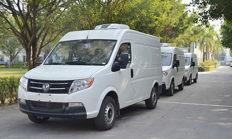 東風(fēng)御風(fēng)單排座冷藏車